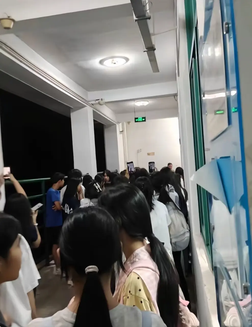 《梅州市职业技术学院女厕产双胞胎天崩开局》完整版无删减-高清原视频在线观看-梅州市职业技术学院女厕产双胞胎天崩开局无广告纯净版