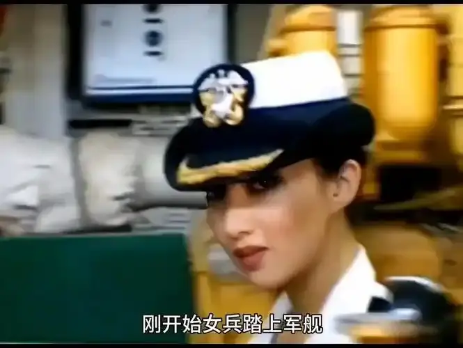 《军舰上的女兵》HD高清在线观看_法国啄木鸟获奖剧情新片《军舰上的女兵》免费播放_完整版军舰上的女兵无删减流畅看