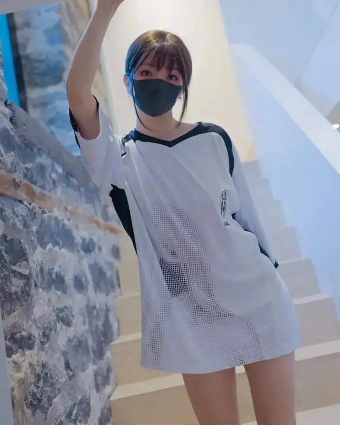 《玩偶姐姐HongKongDoll夏日回忆》HD1080P高清版 - 2025短剧全集免费看 - 未删减完整资源在线播放