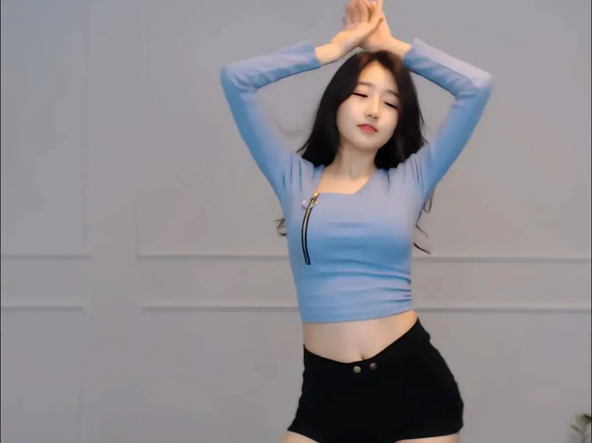 《徐雅终极剪辑》onlyfans每日大赛在线抢先看-徐雅抖音爆款8月加长版-高能瞬间全面收录-免费观看无广告