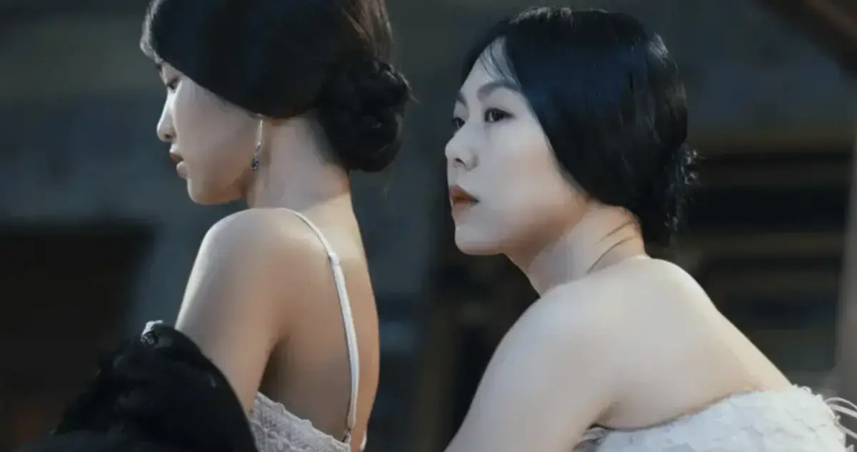 韩国电影《小姐》高清完整版在线观看-免费下载无删减资源-她的姨父是个变态藏书家？